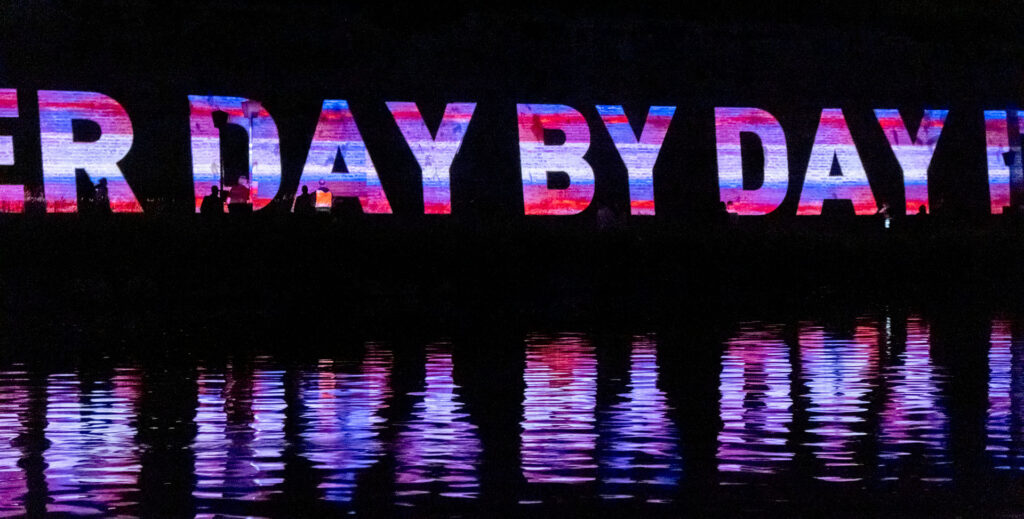 DigitalWall-NeueUfer _ DaybyDay Projection mapping on Ulm's city wall – DIGITAL WALL by STUDIO6 Berlin