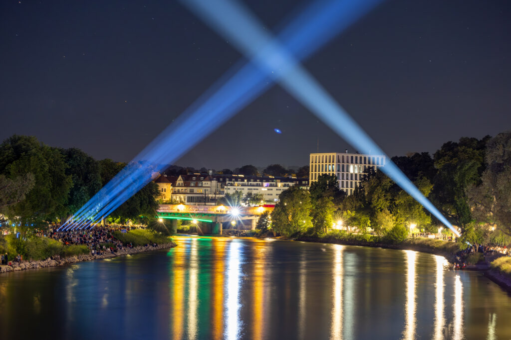 SoundBridges_A-58 Andi Immersive audiovisual Performance 'Sound Bridges'; Lightdesign